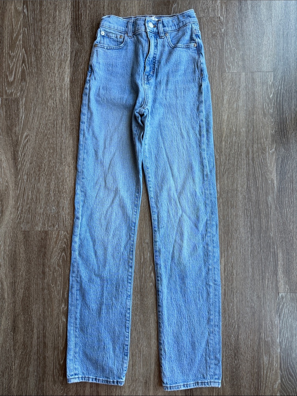 Madewell 90s Straight Jeans - Picture 2 of 8